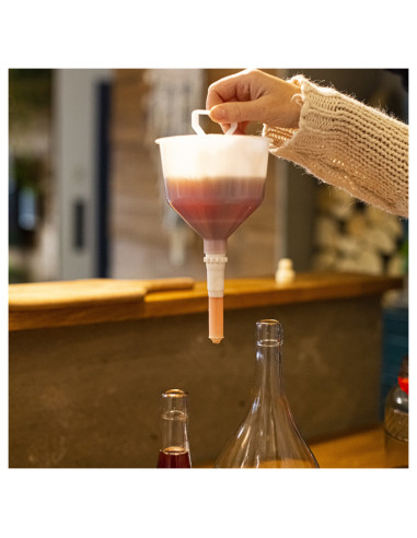 Лійка для розливу пляшок із ситом і стопором...